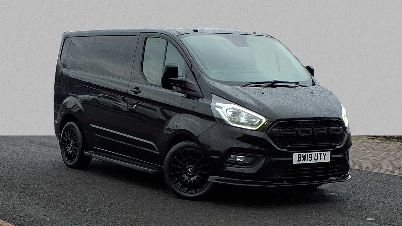 Main listing image - Ford Transit Custom