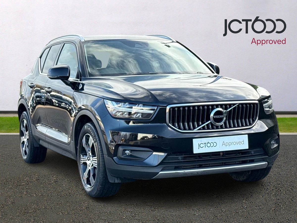 Main listing image - Volvo XC40