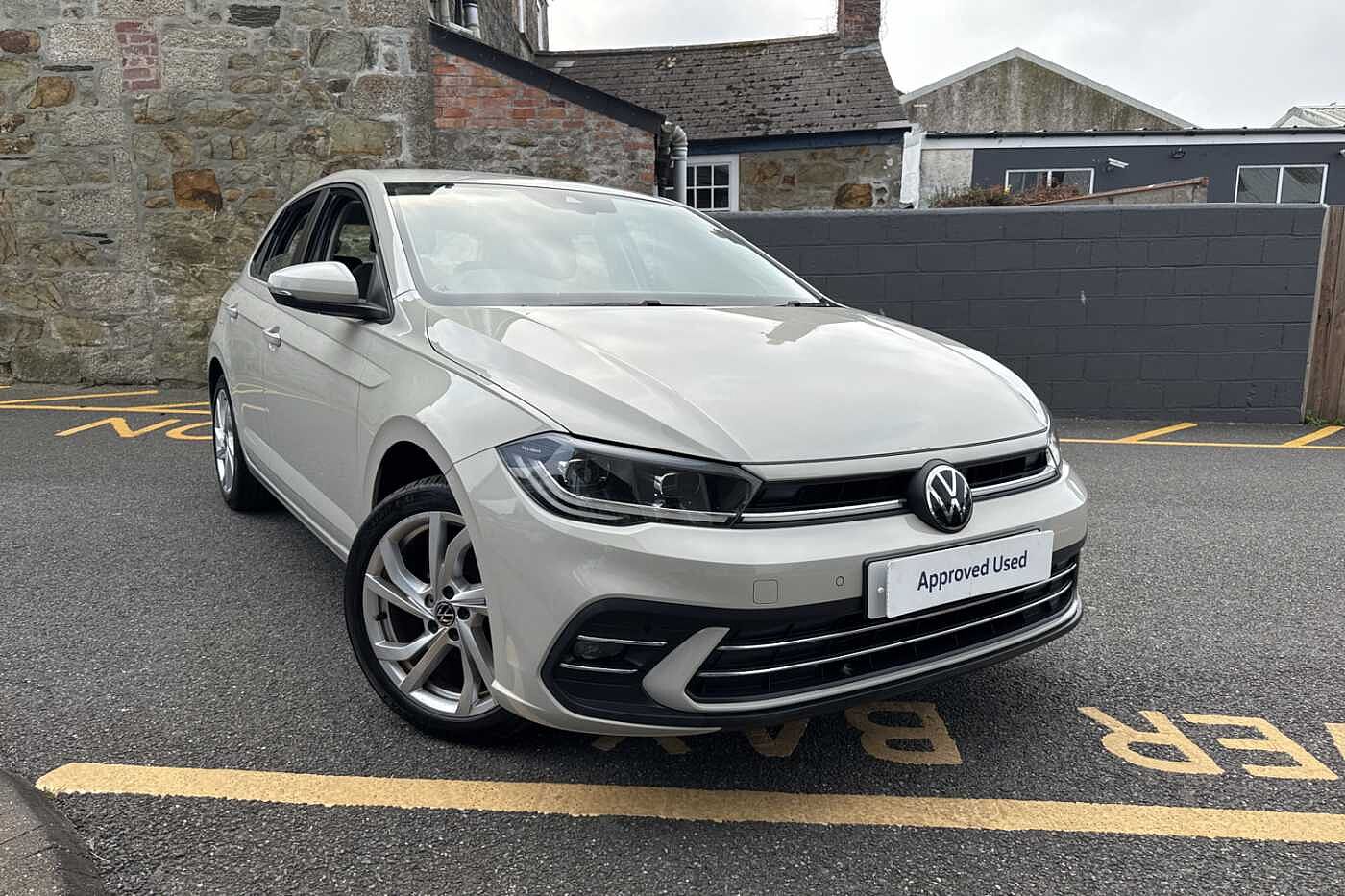 Main listing image - Volkswagen Polo