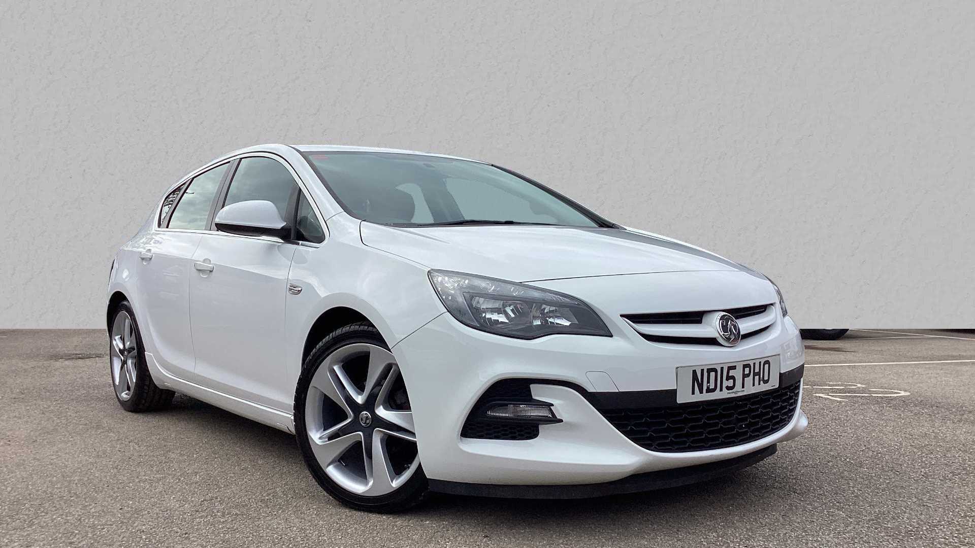 Main listing image - Vauxhall Astra