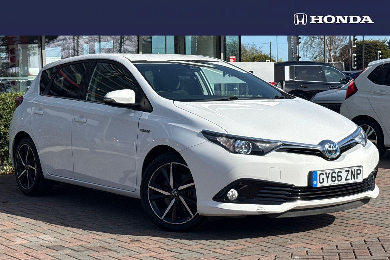 Main listing image - Toyota Auris