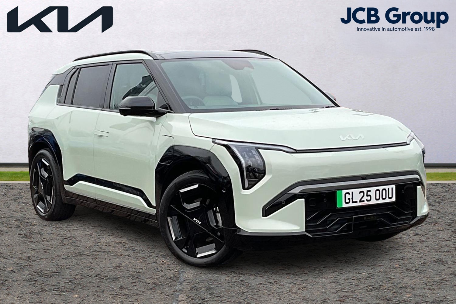 Main listing image - Kia EV3