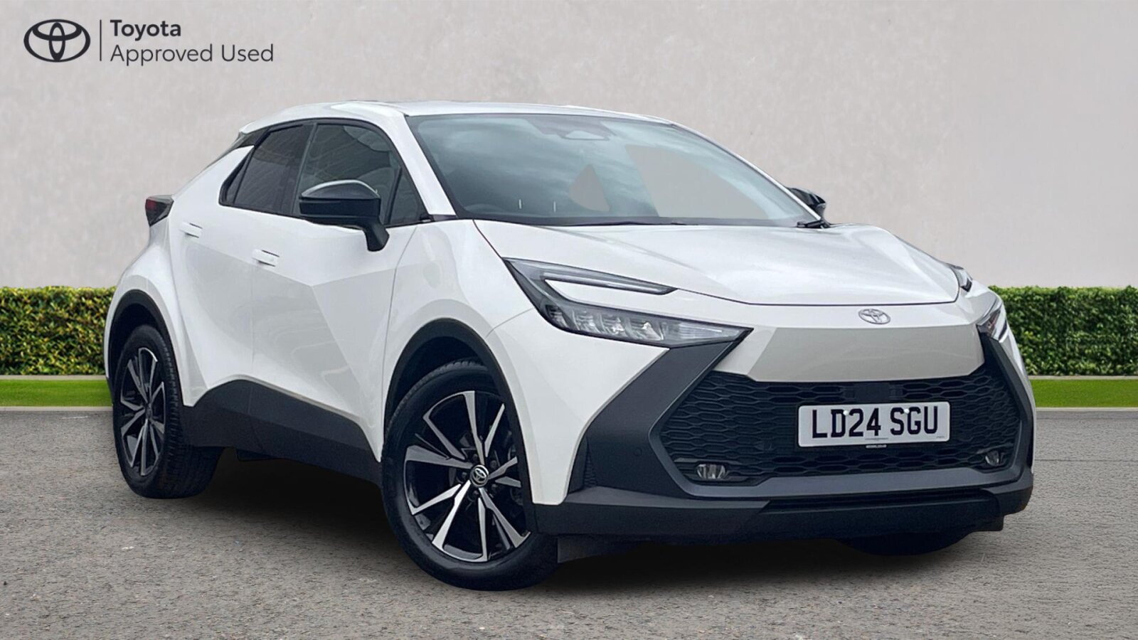 Main listing image - Toyota C-HR