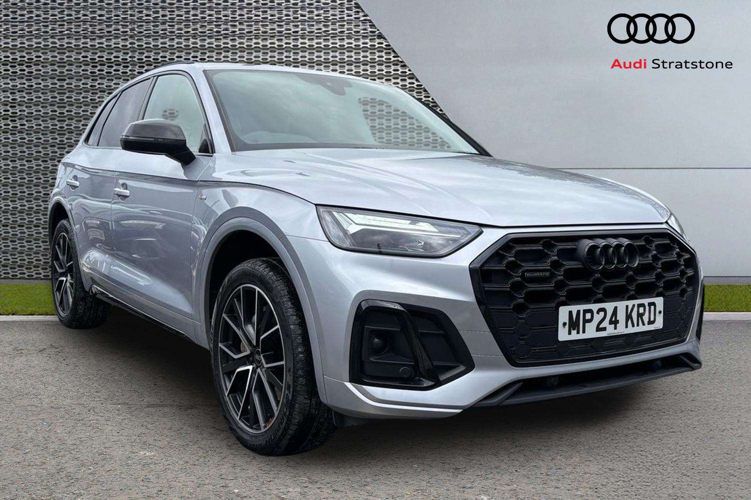 Main listing image - Audi Q5