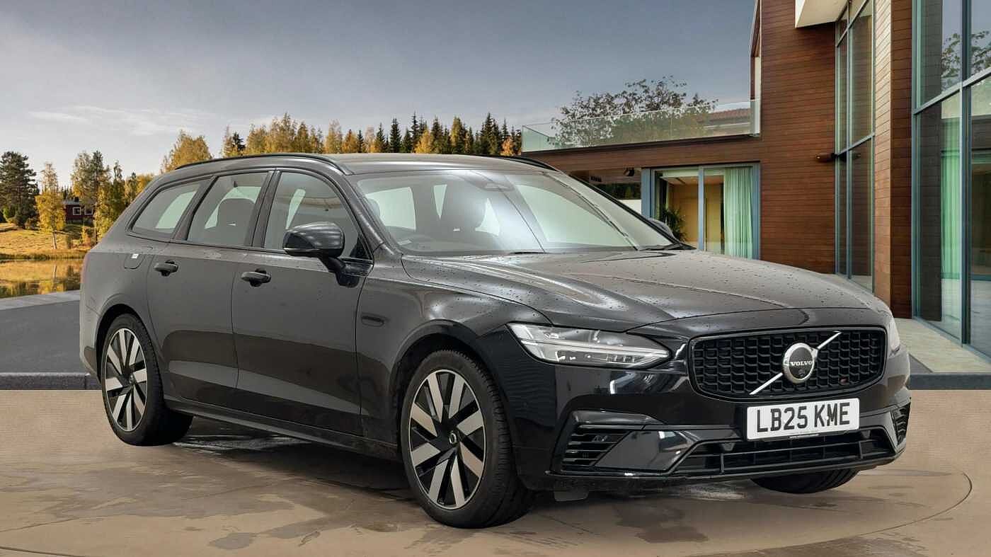 Main listing image - Volvo V90
