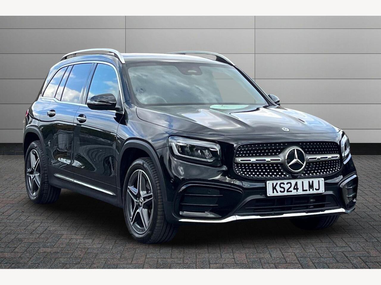 Main listing image - Mercedes-Benz GLB