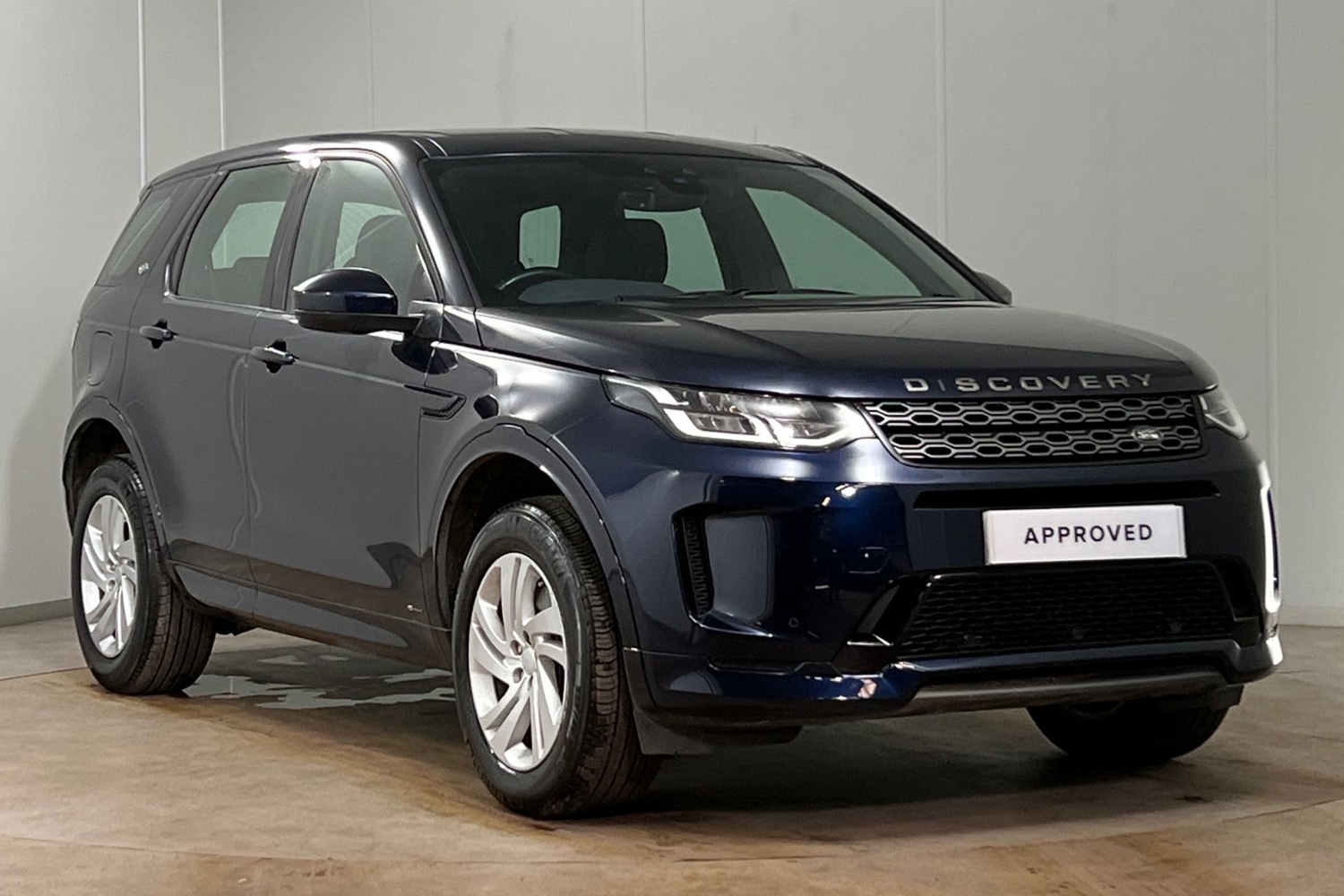 Main listing image - Land Rover Discovery Sport