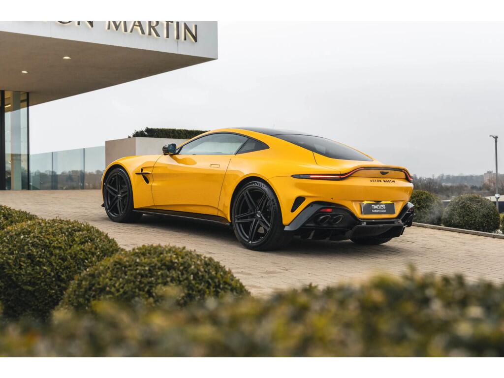 Main listing image - Aston Martin Vantage