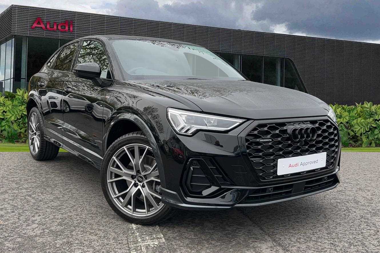 Main listing image - Audi Q3