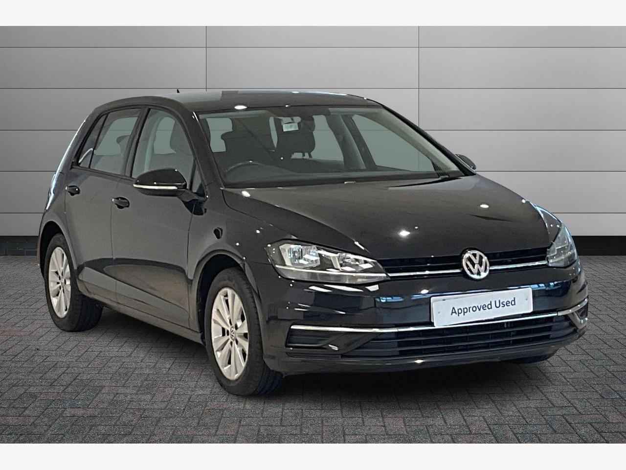 Main listing image - Volkswagen Golf