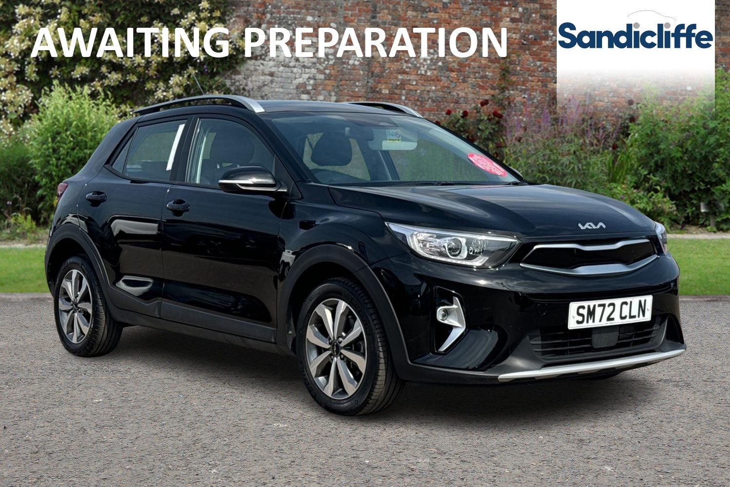 Main listing image - Kia Stonic