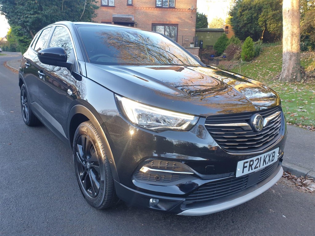 Main listing image - Vauxhall Grandland X