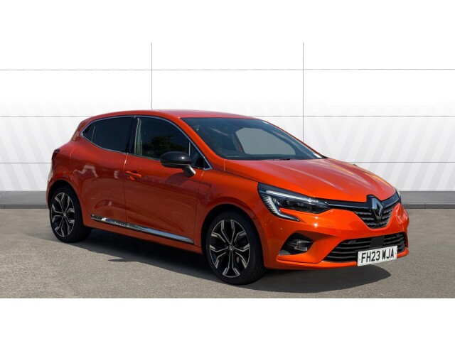 Main listing image - Renault Clio