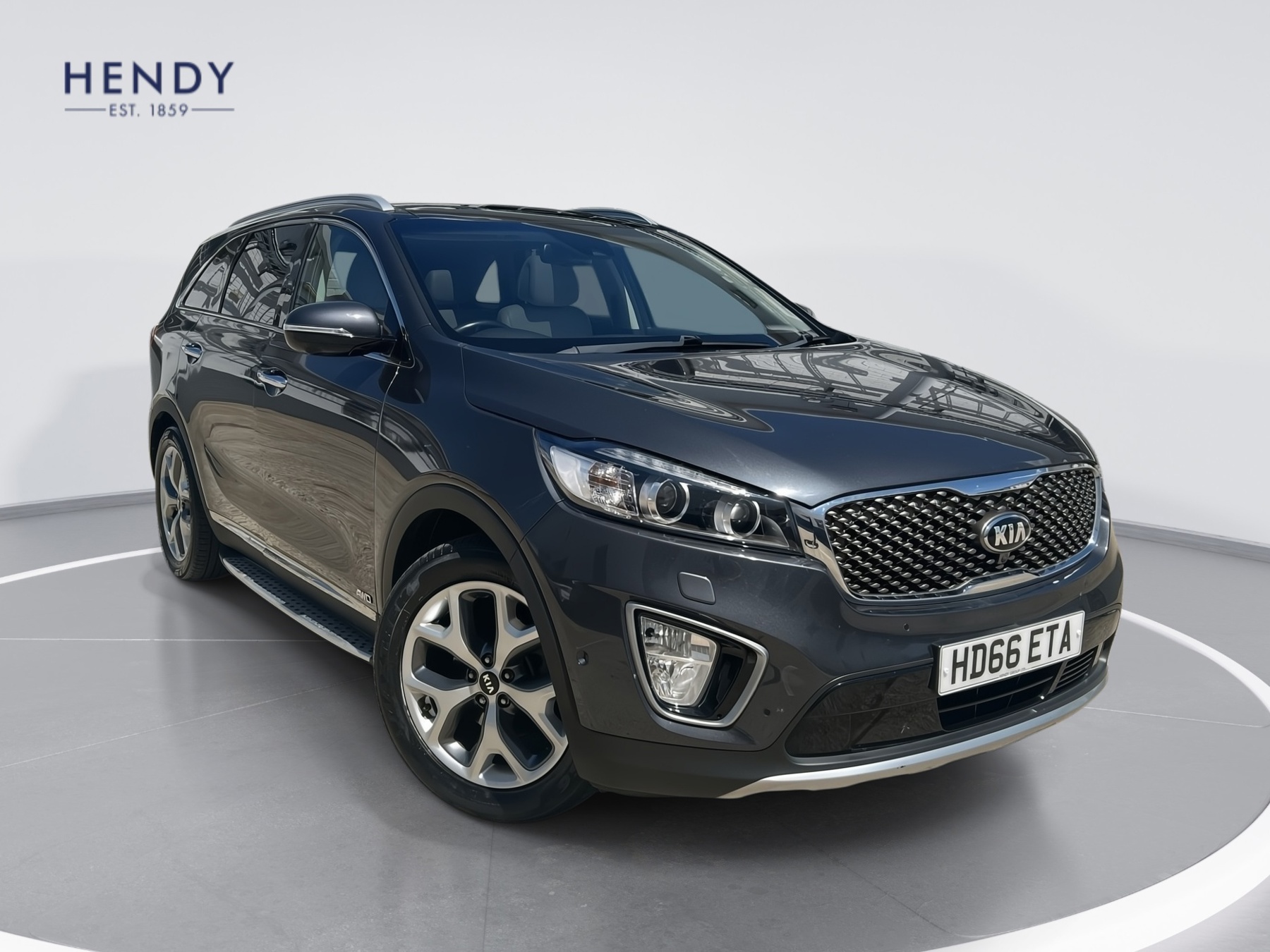 Main listing image - Kia Sorento