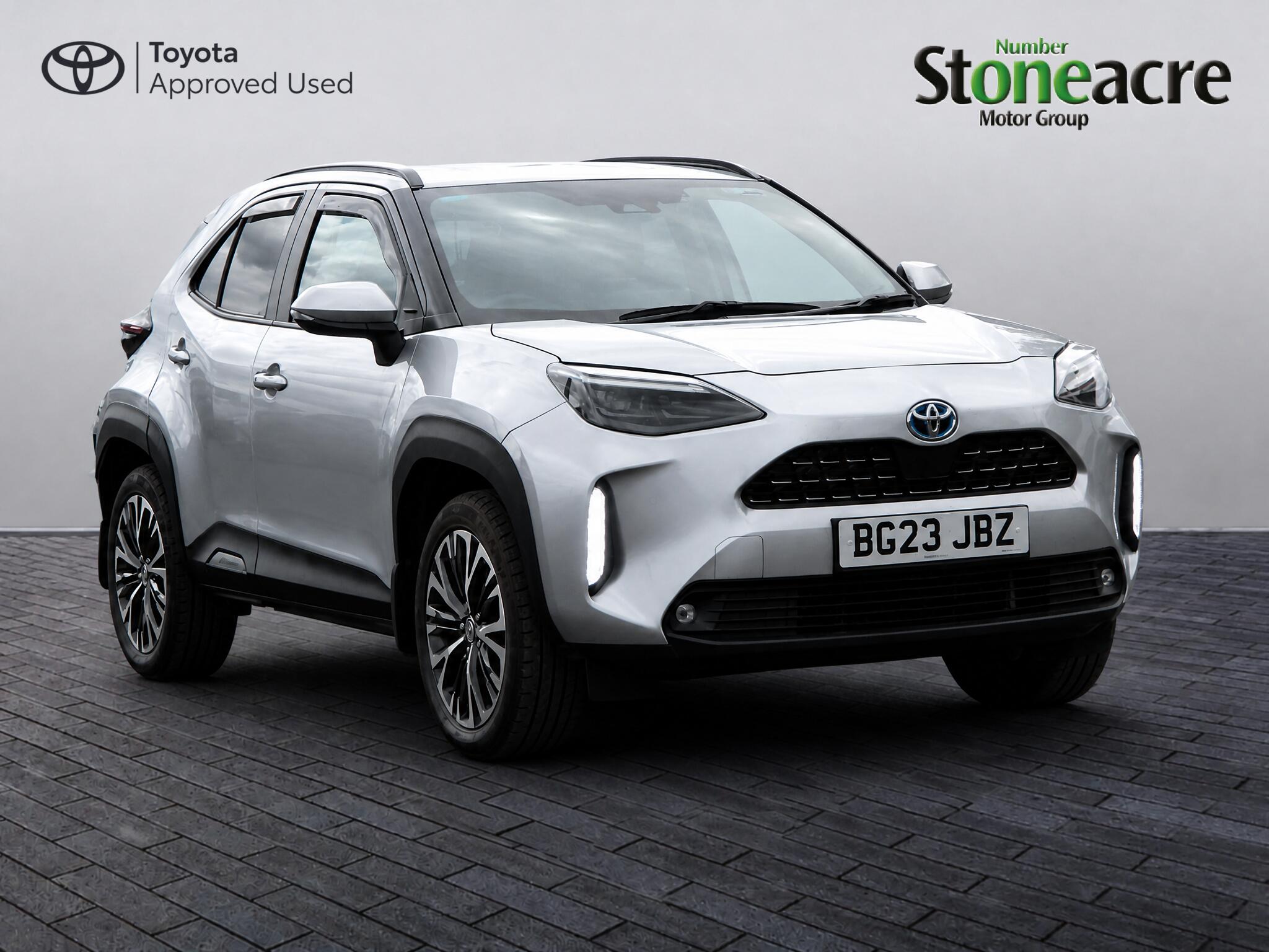 Main listing image - Toyota Yaris Cross