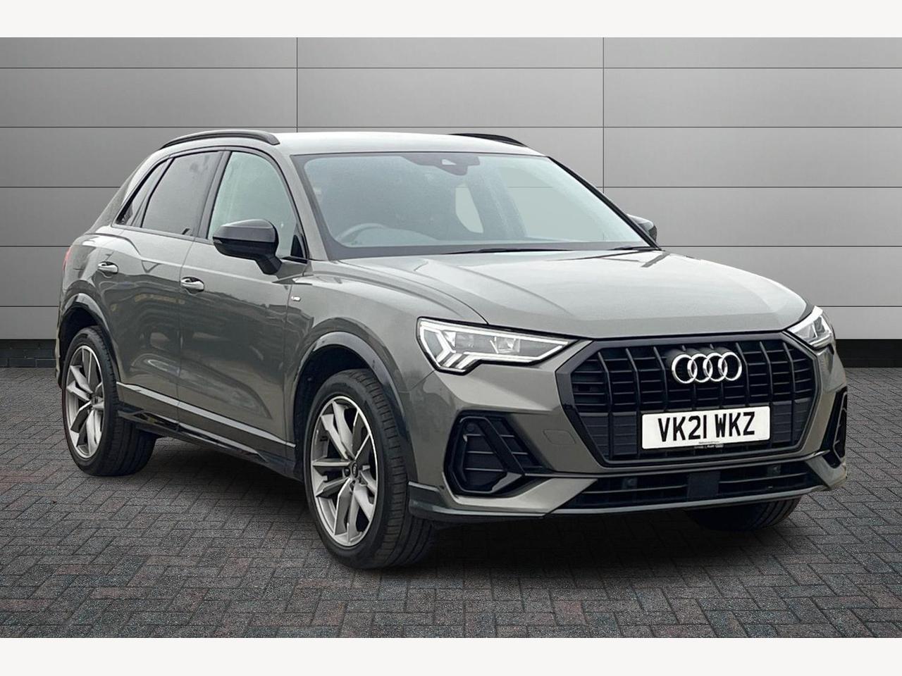 Main listing image - Audi Q3