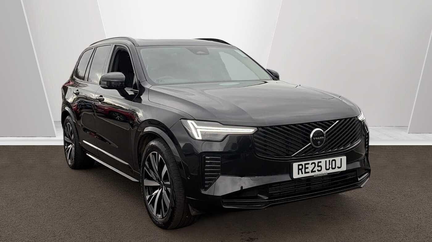 Main listing image - Volvo XC90