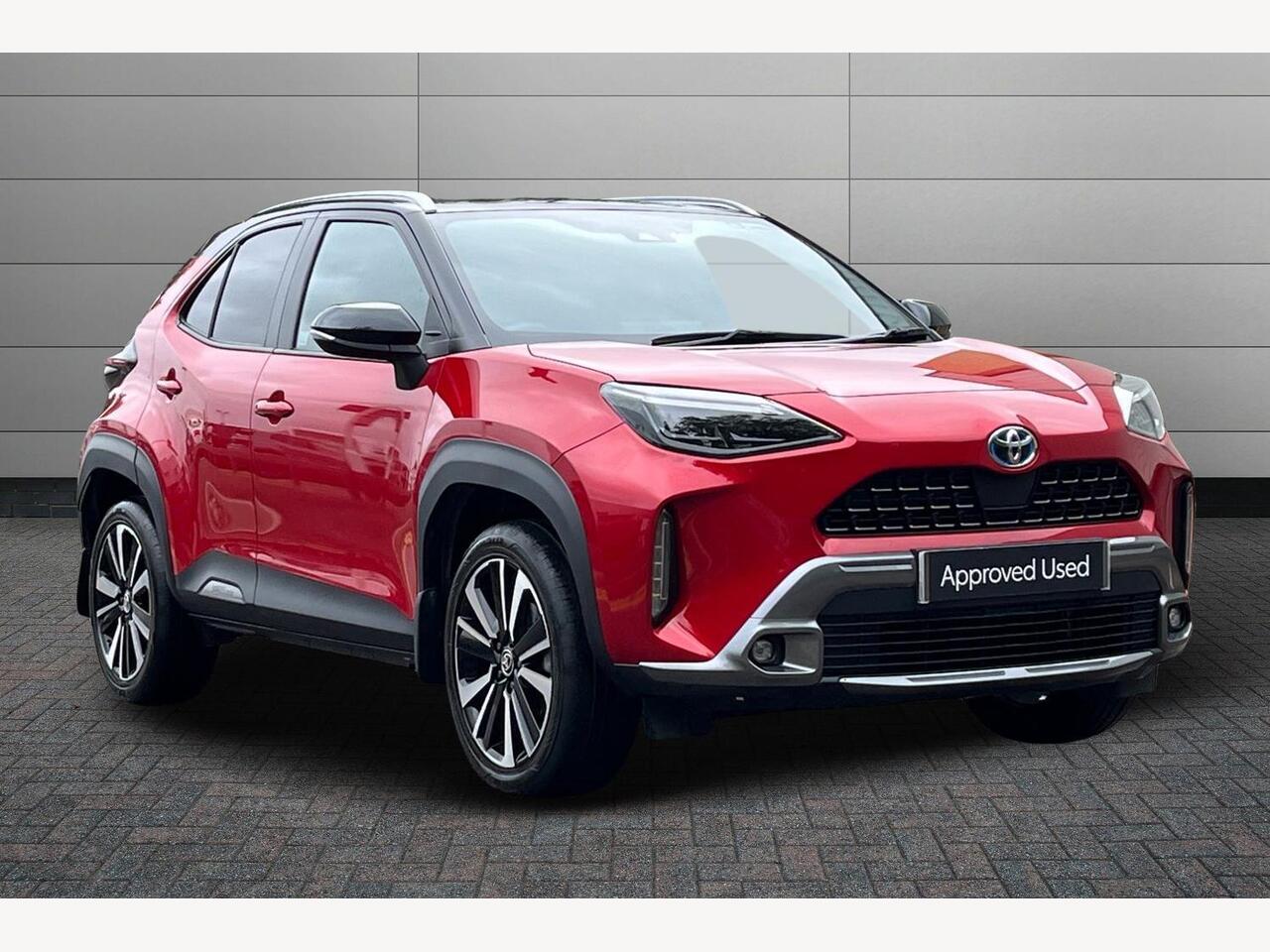 Main listing image - Toyota Yaris Cross