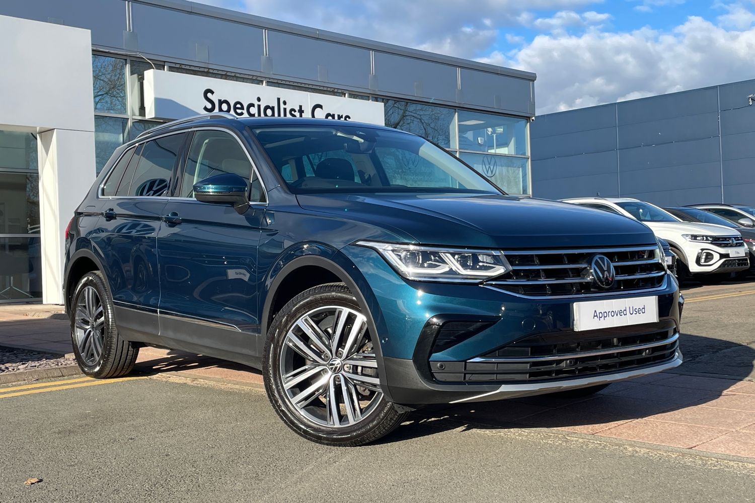 Main listing image - Volkswagen Tiguan