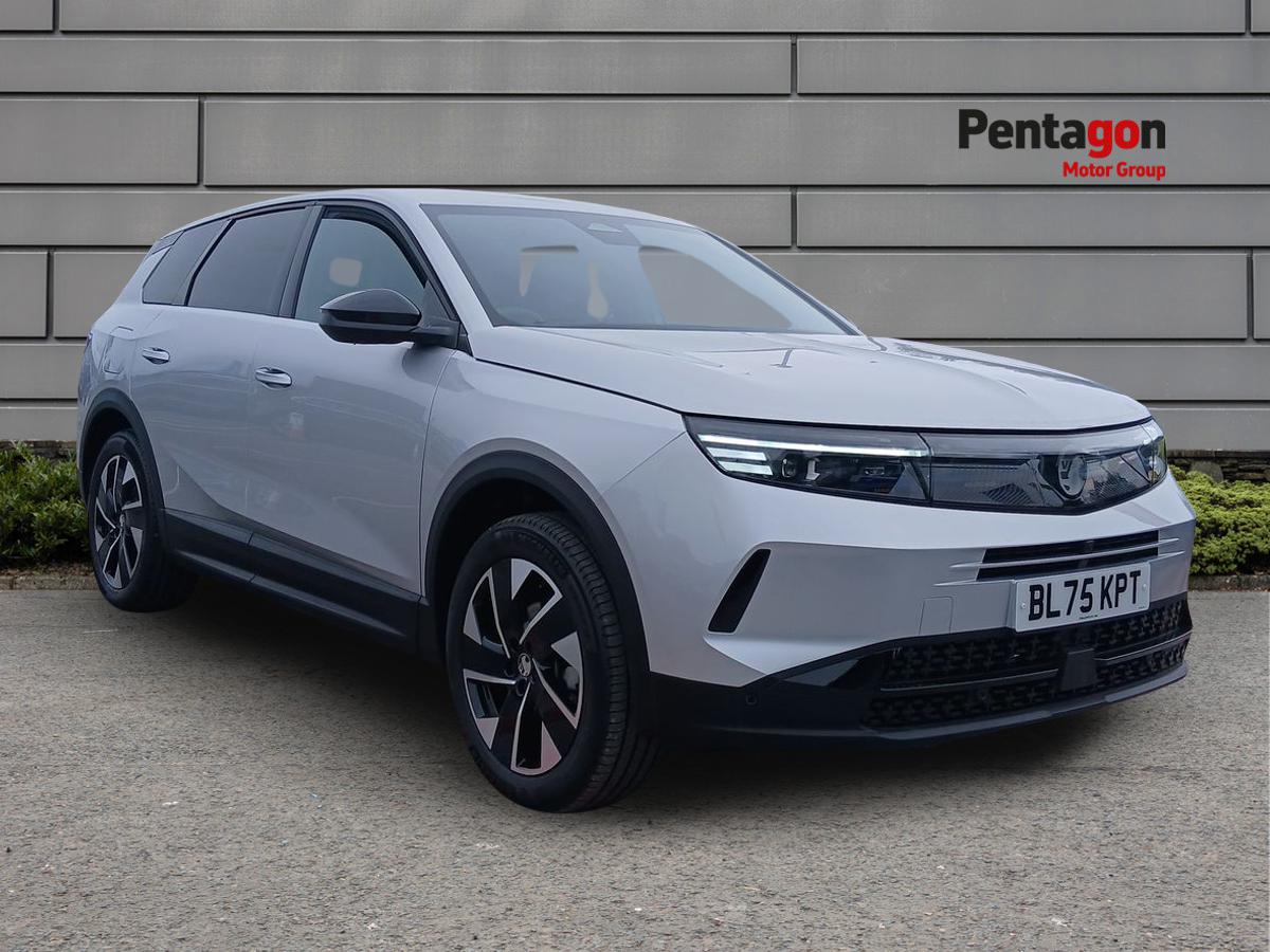 Main listing image - Vauxhall Grandland