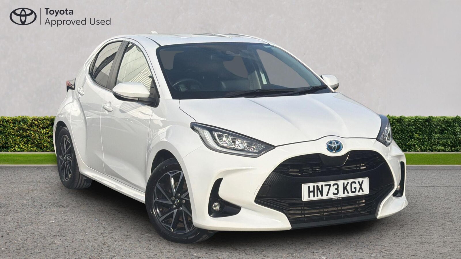 Main listing image - Toyota Yaris