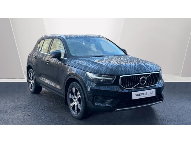 Main listing image - Volvo XC40