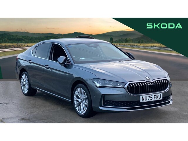 Main listing image - Skoda Superb