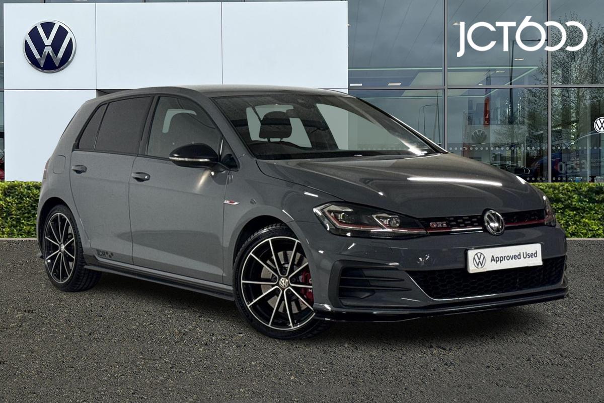Main listing image - Volkswagen Golf
