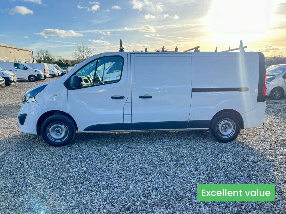 Main listing image - Vauxhall Vivaro