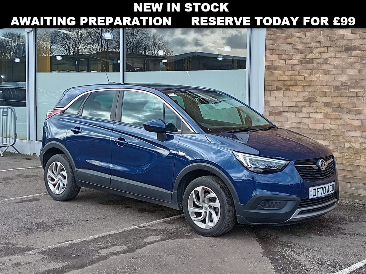 Main listing image - Vauxhall Crossland X