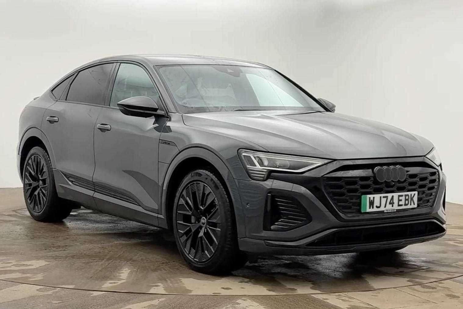 Main listing image - Audi Q8 e-tron