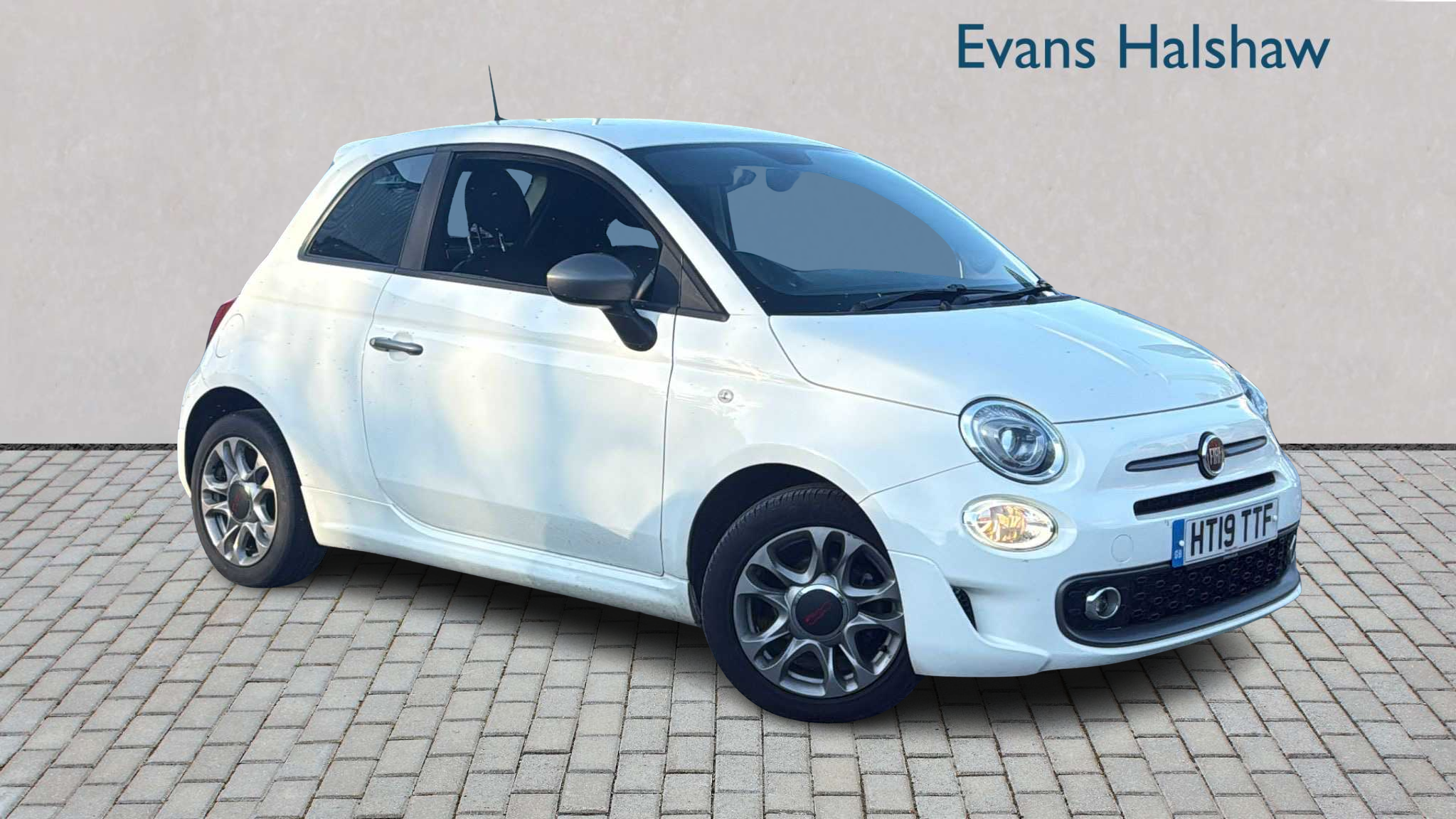 Main listing image - Fiat 500