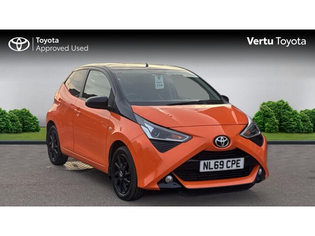 Main listing image - Toyota Aygo