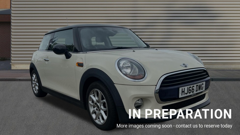 Main listing image - MINI Hatchback