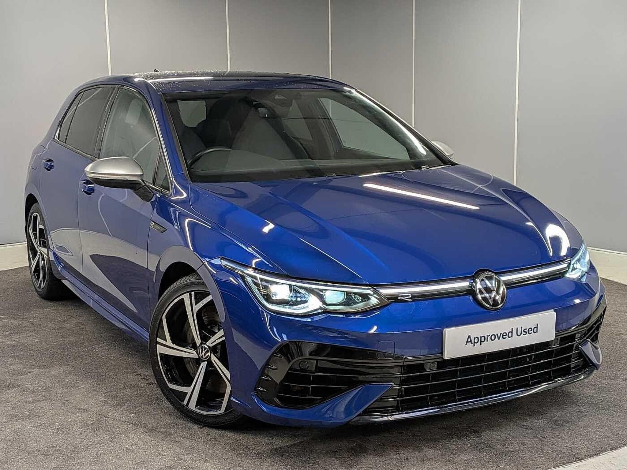 Main listing image - Volkswagen Golf R