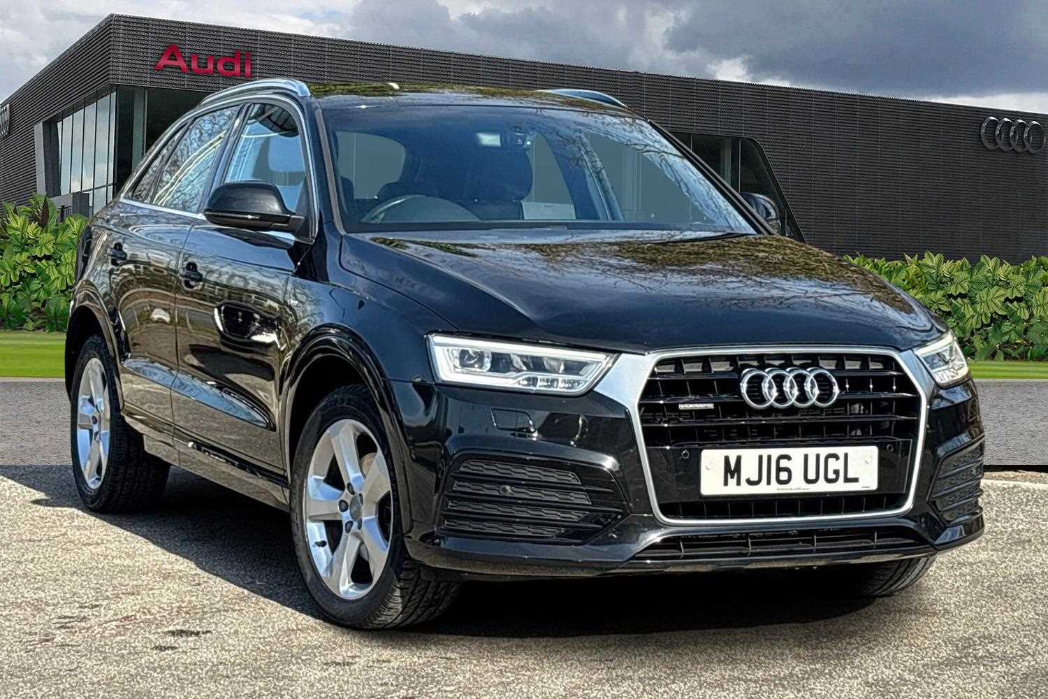 Main listing image - Audi Q3