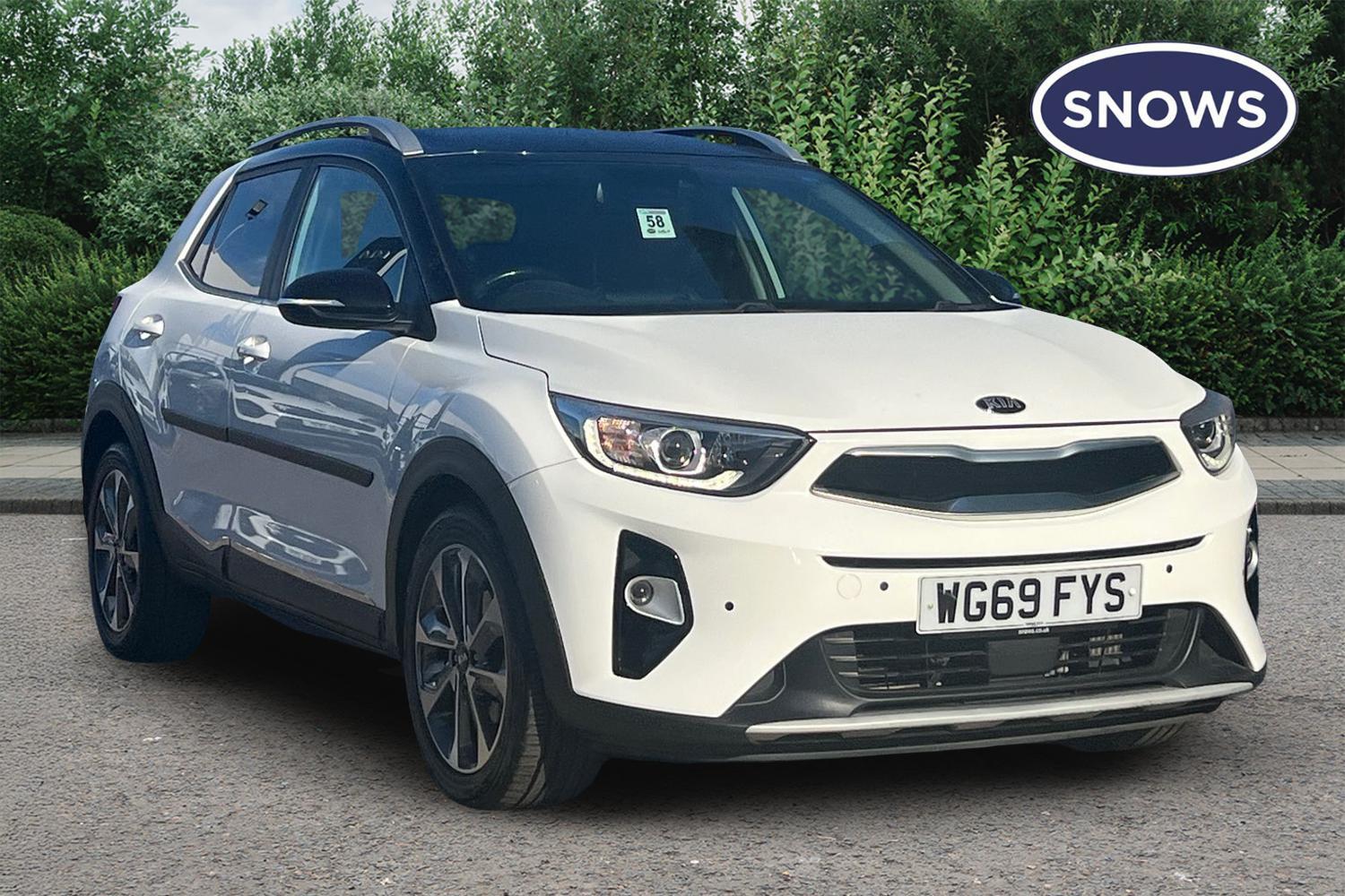 Main listing image - Kia Stonic