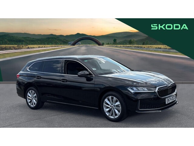 Main listing image - Skoda Superb Estate