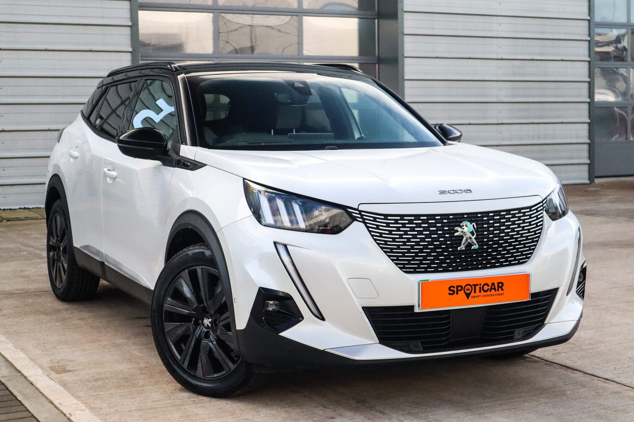 Main listing image - Peugeot e-2008