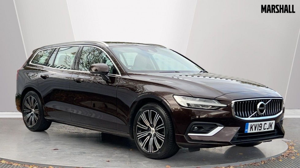 Main listing image - Volvo V60