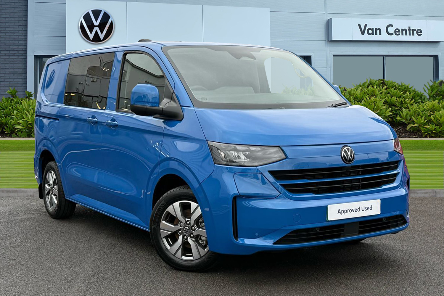 Main listing image - Volkswagen Transporter