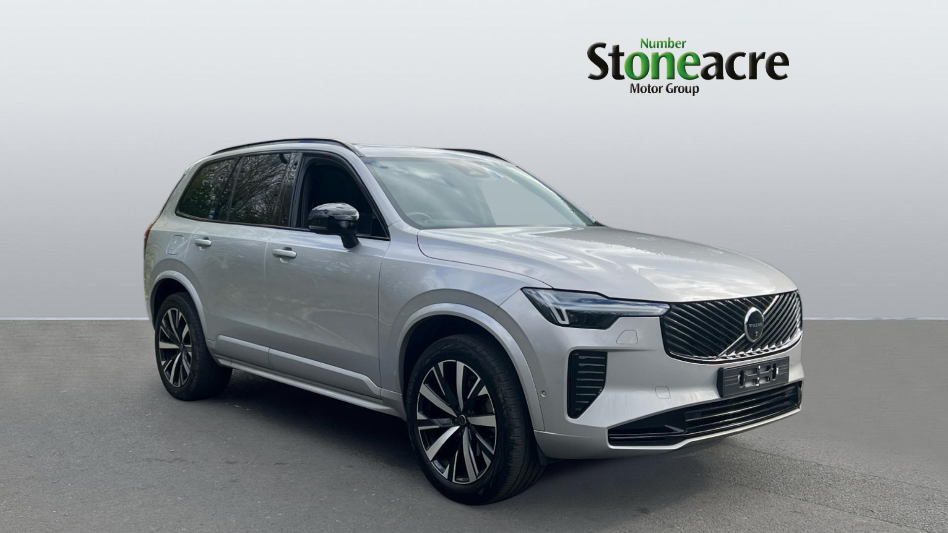 Main listing image - Volvo XC90