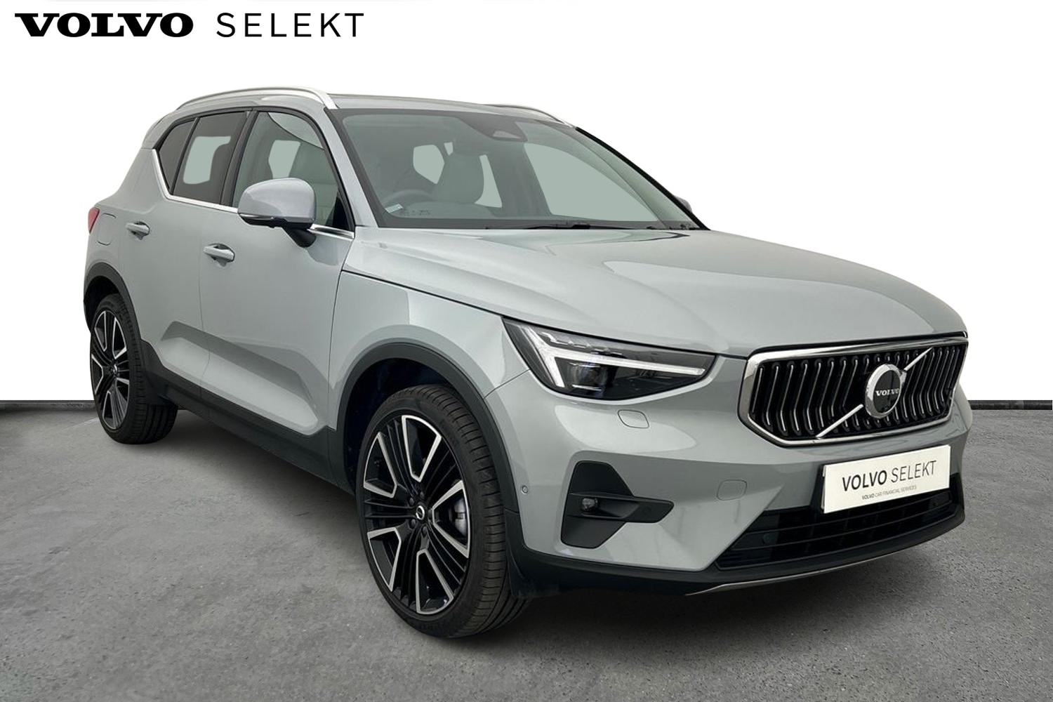 Main listing image - Volvo XC40