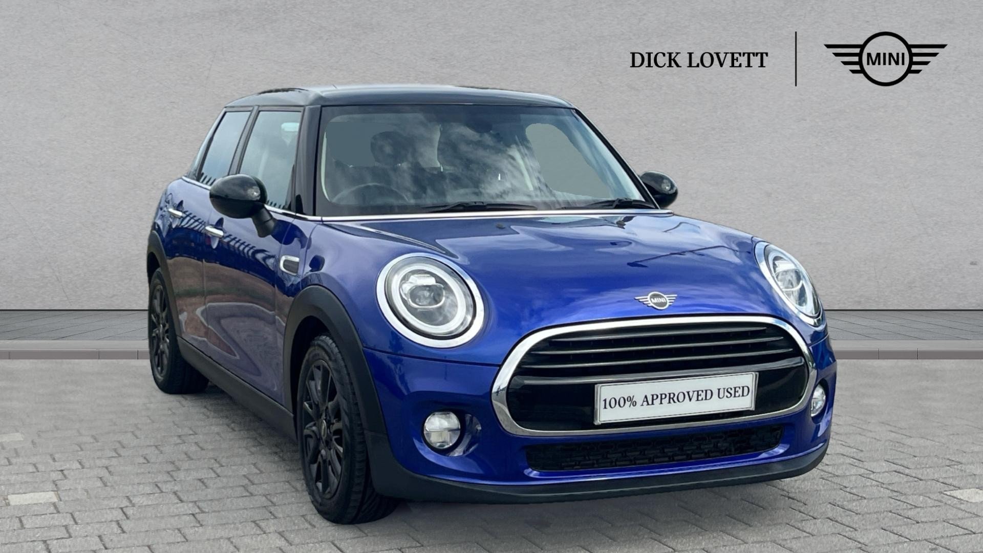 Main listing image - MINI Hatchback