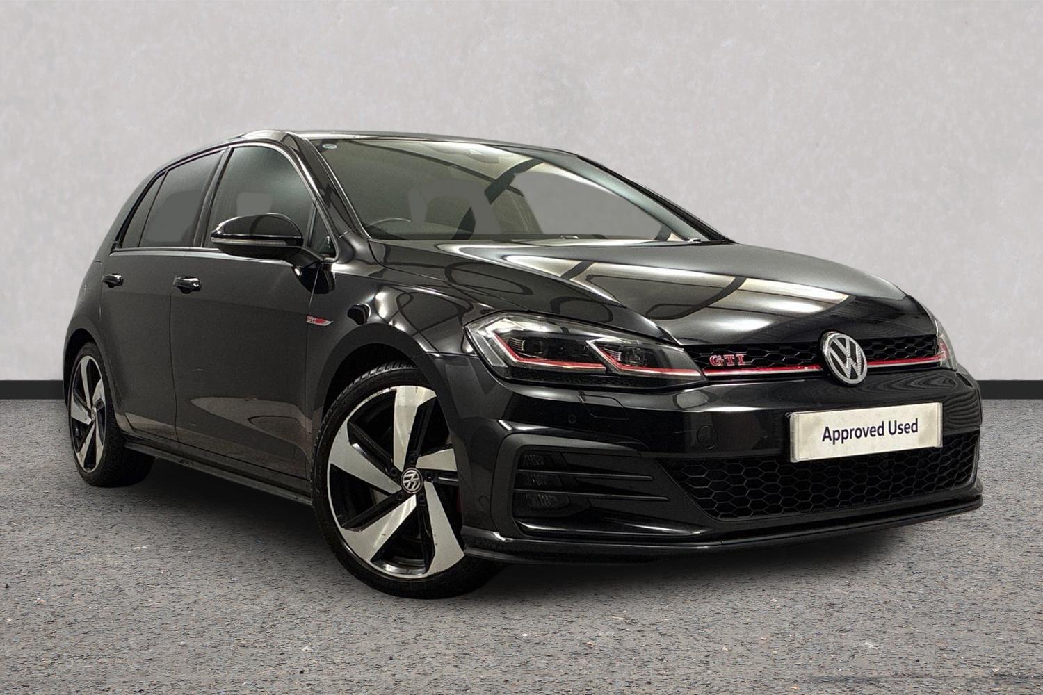 Main listing image - Volkswagen Golf