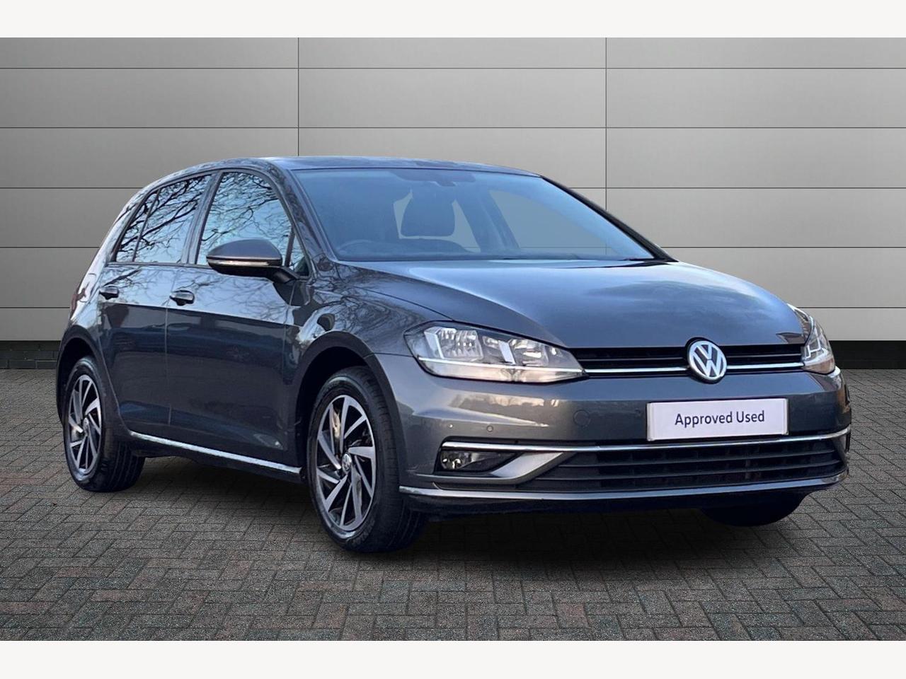 Main listing image - Volkswagen Golf