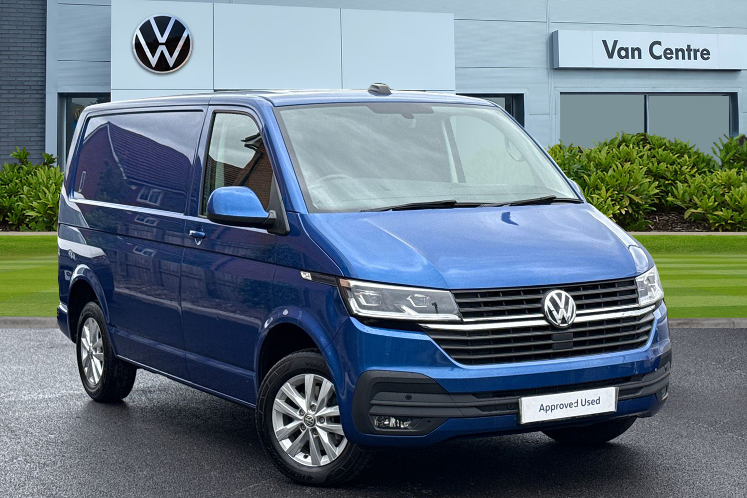 Main listing image - Volkswagen Transporter