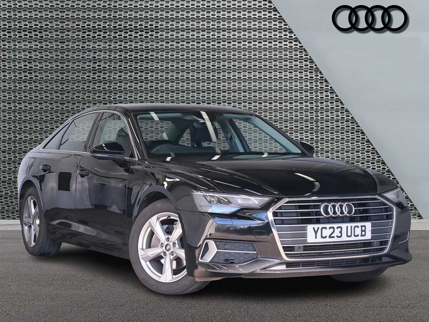 Main listing image - Audi A6