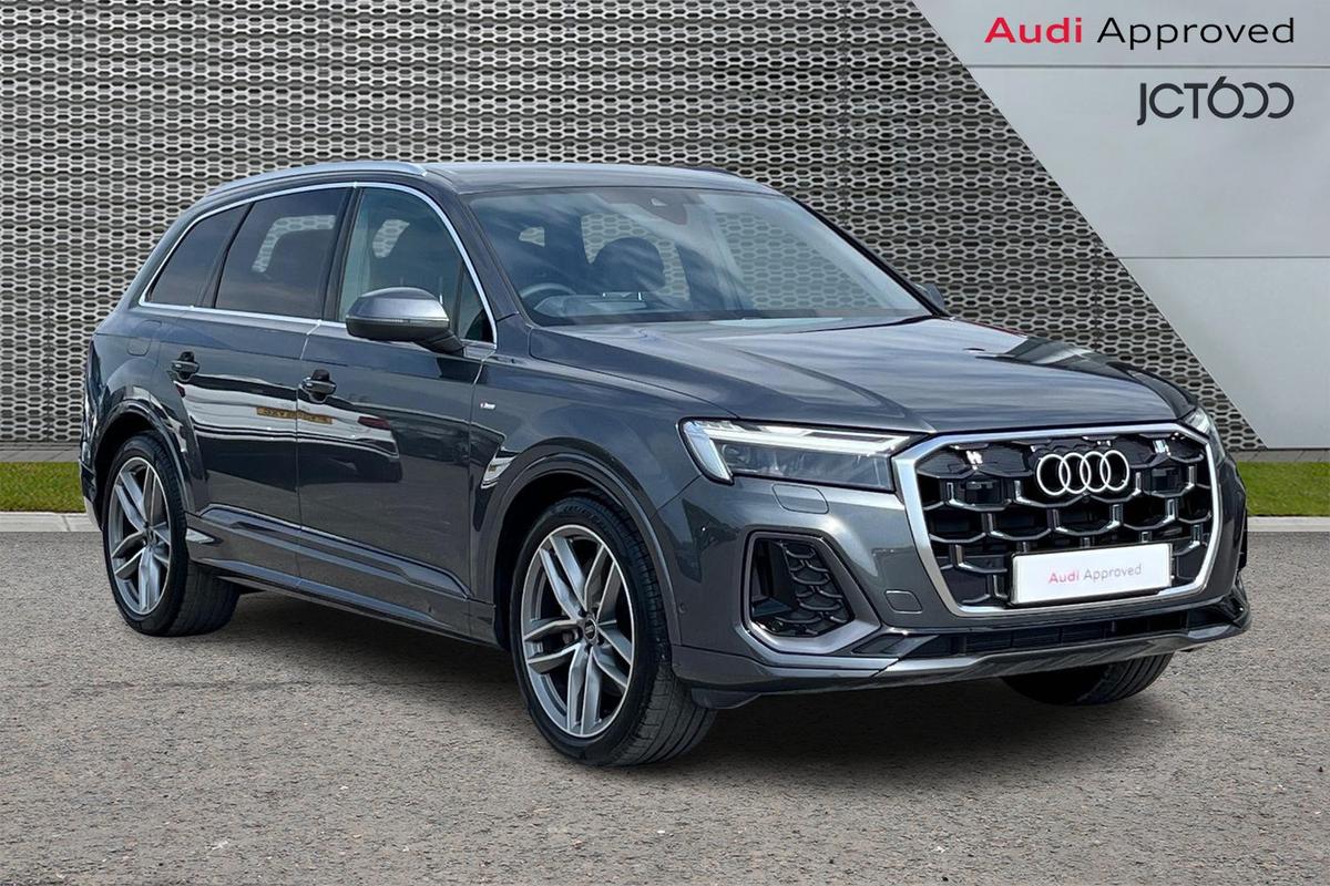 Main listing image - Audi Q7