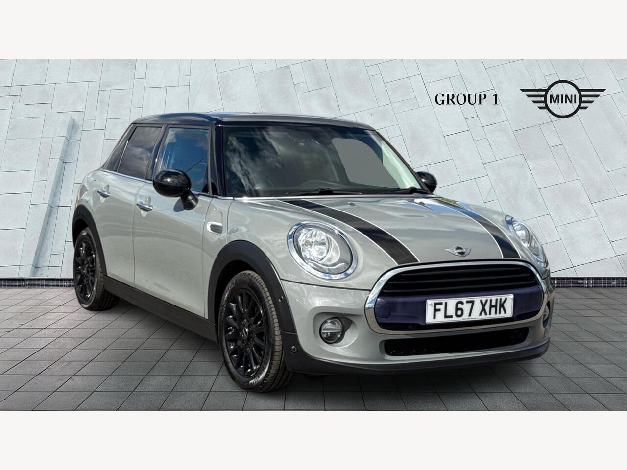 Main listing image - MINI Hatchback
